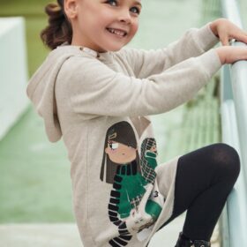 Vestido capucha casual niña